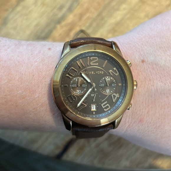 Rose Gold Brown Leather Watch - Picture 1 of 5